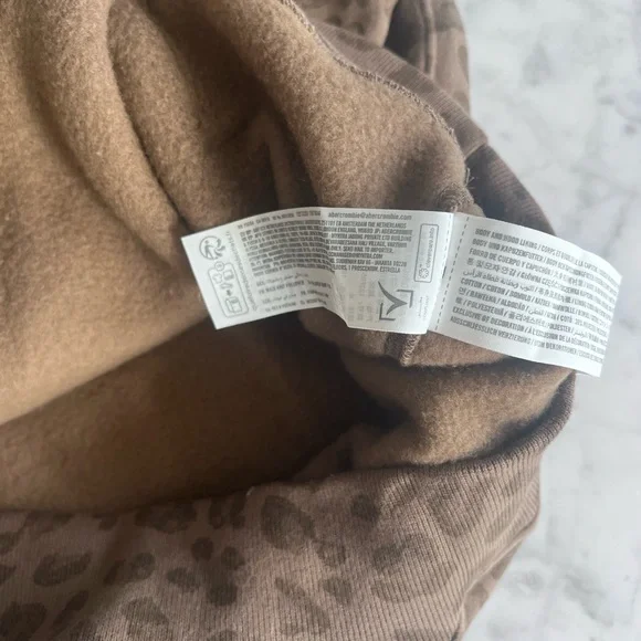 NWT Abercrombie Essential Popover Hoodie Sz Medium - Picture 10 of 12